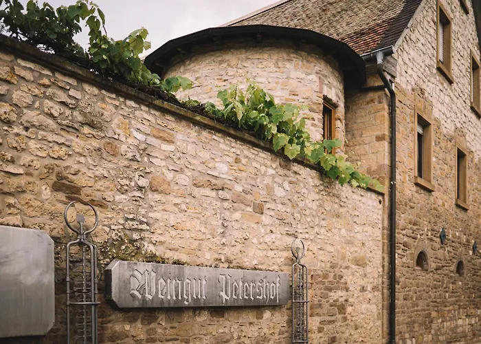 Weingut Petershof דירה *